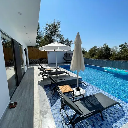 Vila Eyfel *